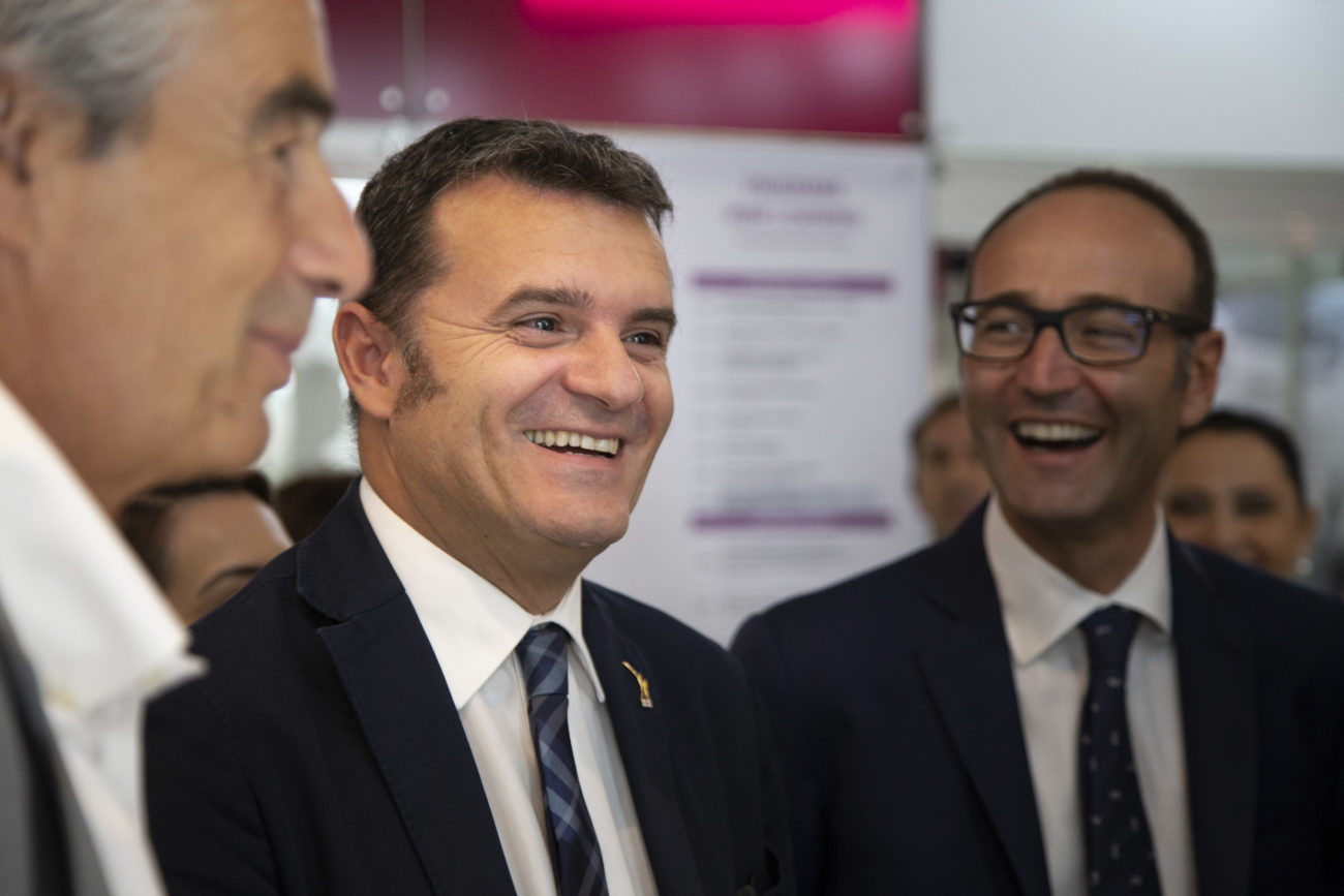 Il Ministro Centinaio annuncia l’introduzione del codice identificativo per le strutture ricettive